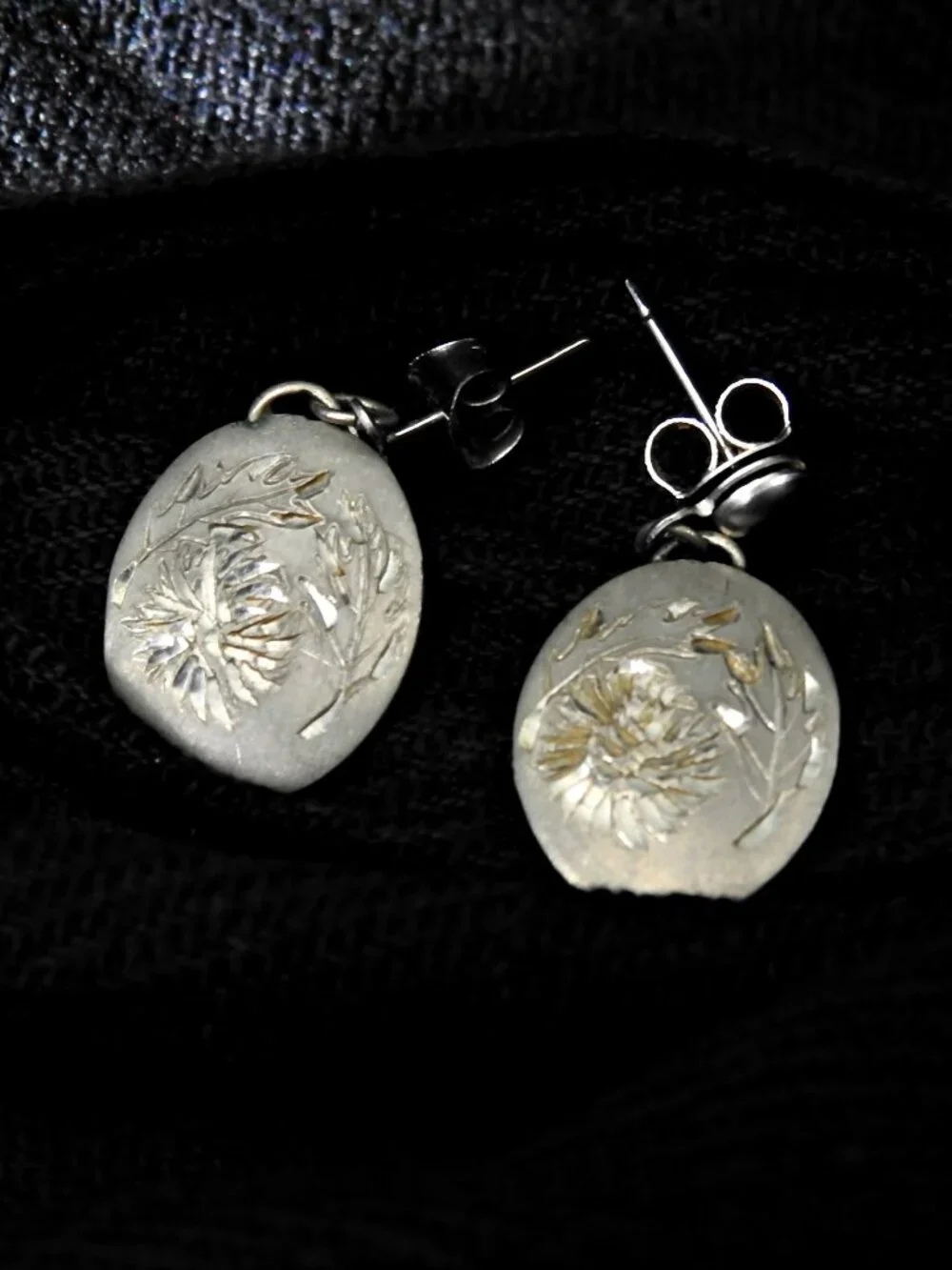 Nobska Craftsman Vintage Engraved Pewter Chrysanthemum Post Earrings